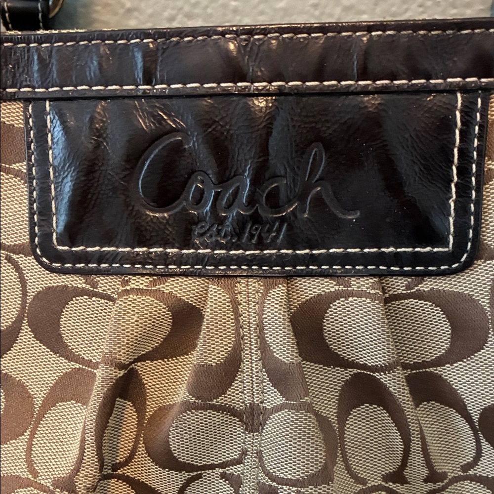 Coach Tan and Brown Signature Pleated Gallery Shoulder Handbag Tote - Picture 4 of 15